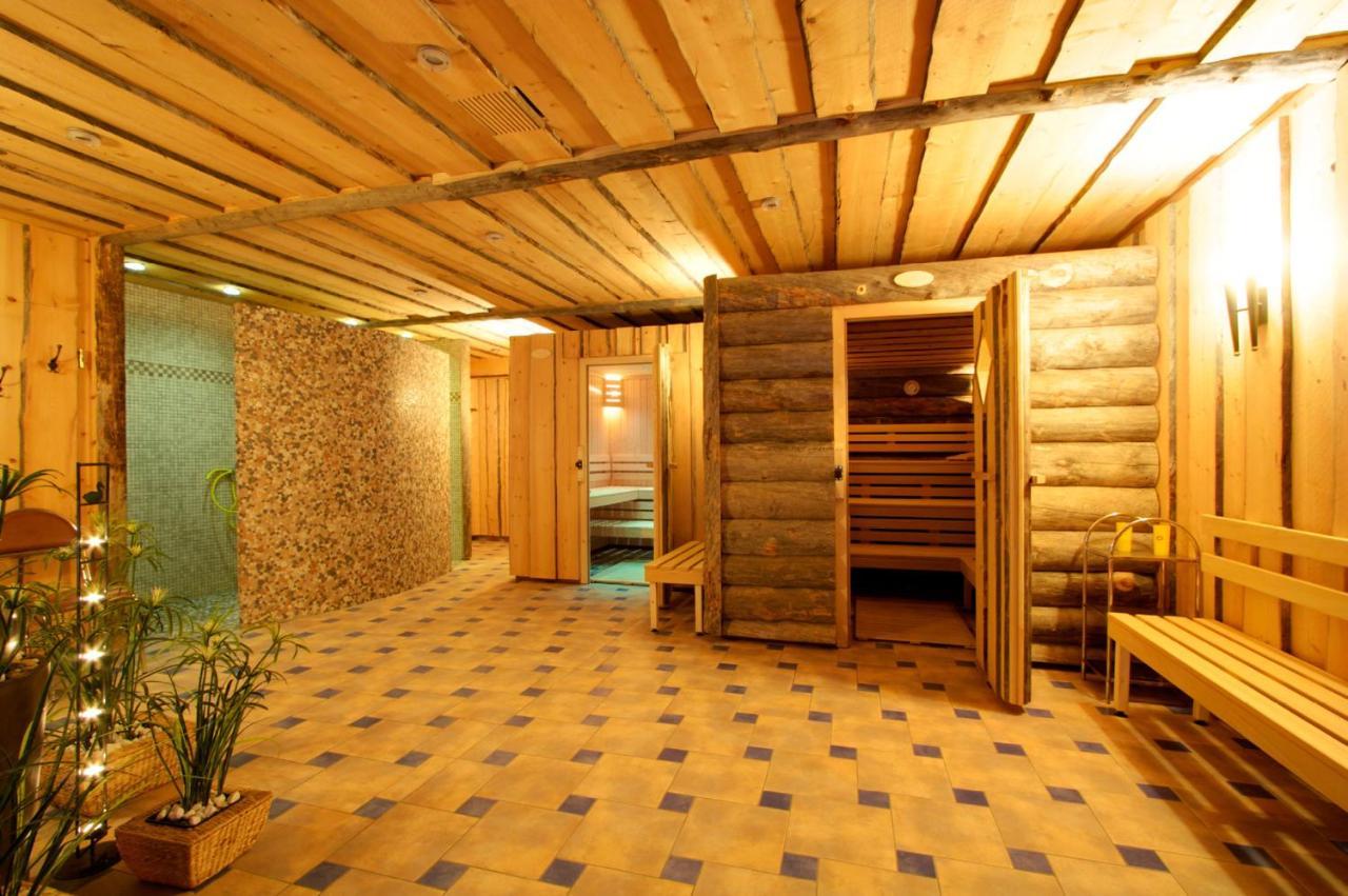 Hotel Neue Hoehe Klingenberg Экстерьер фото